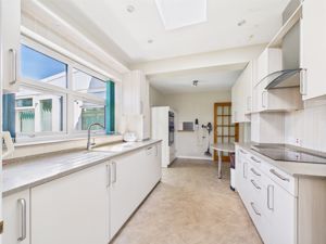 Kitchen- click for photo gallery